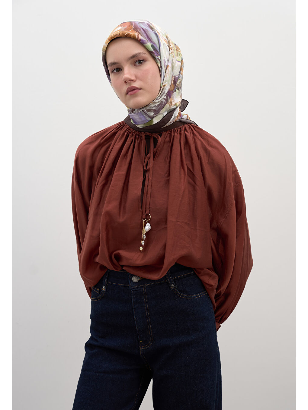 Gri Nerıssa Desen Pamuklu Viskon Eşarp Füme-2