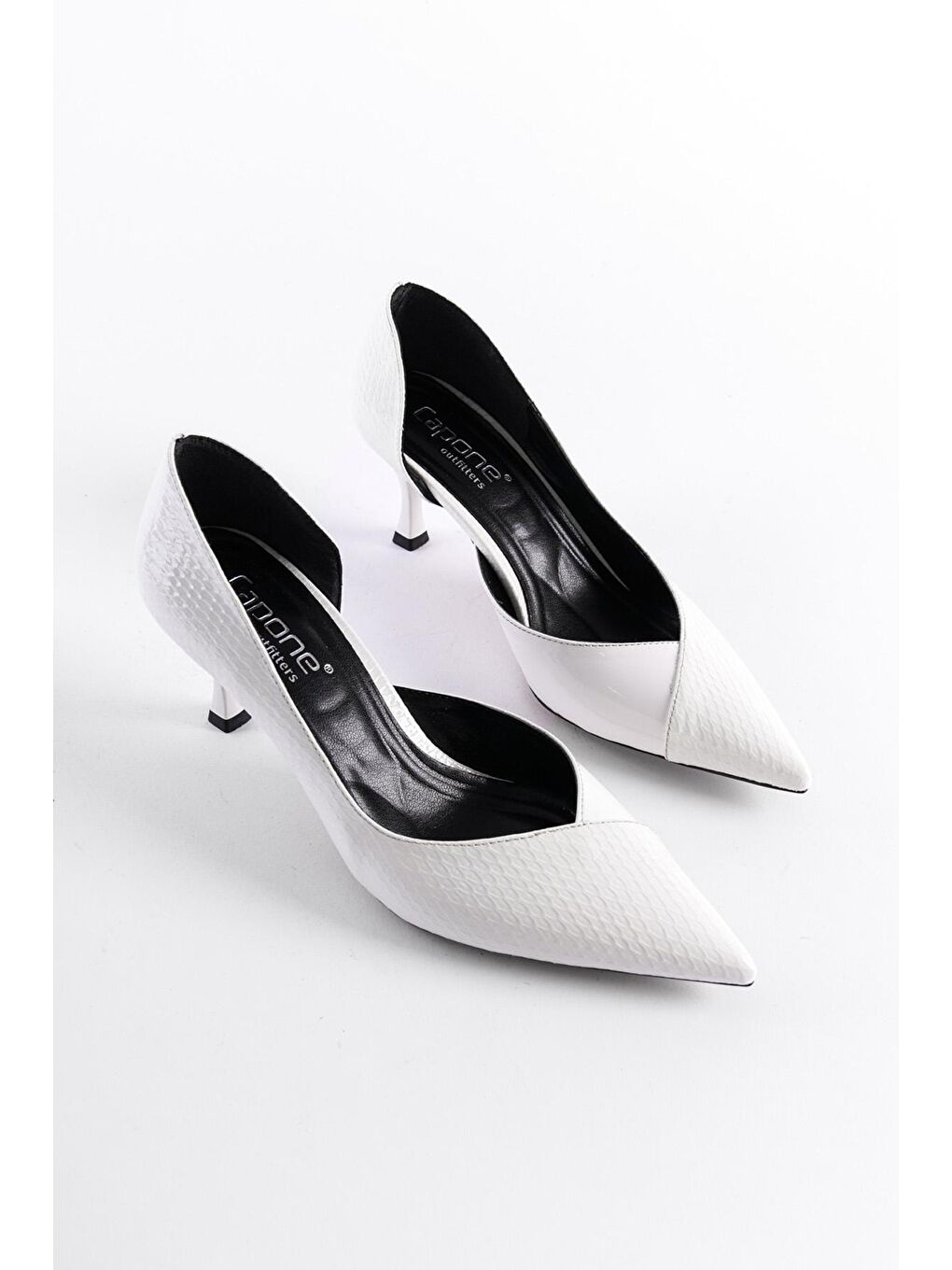 Beyaz Orta Topuklu Stiletto