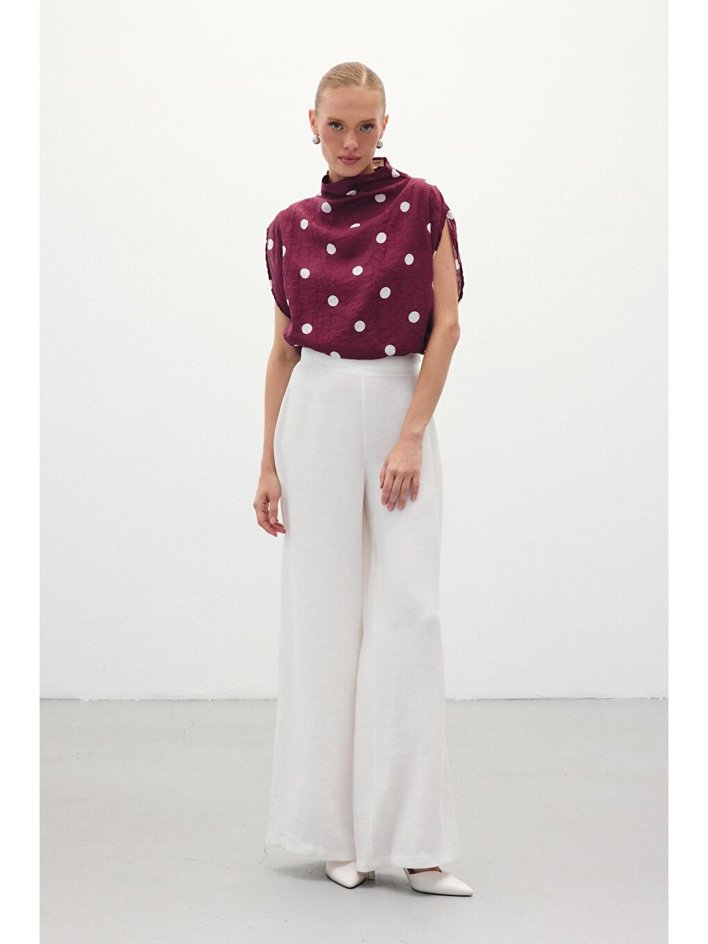 Puantiye Desenli Bluz - Bordo-2