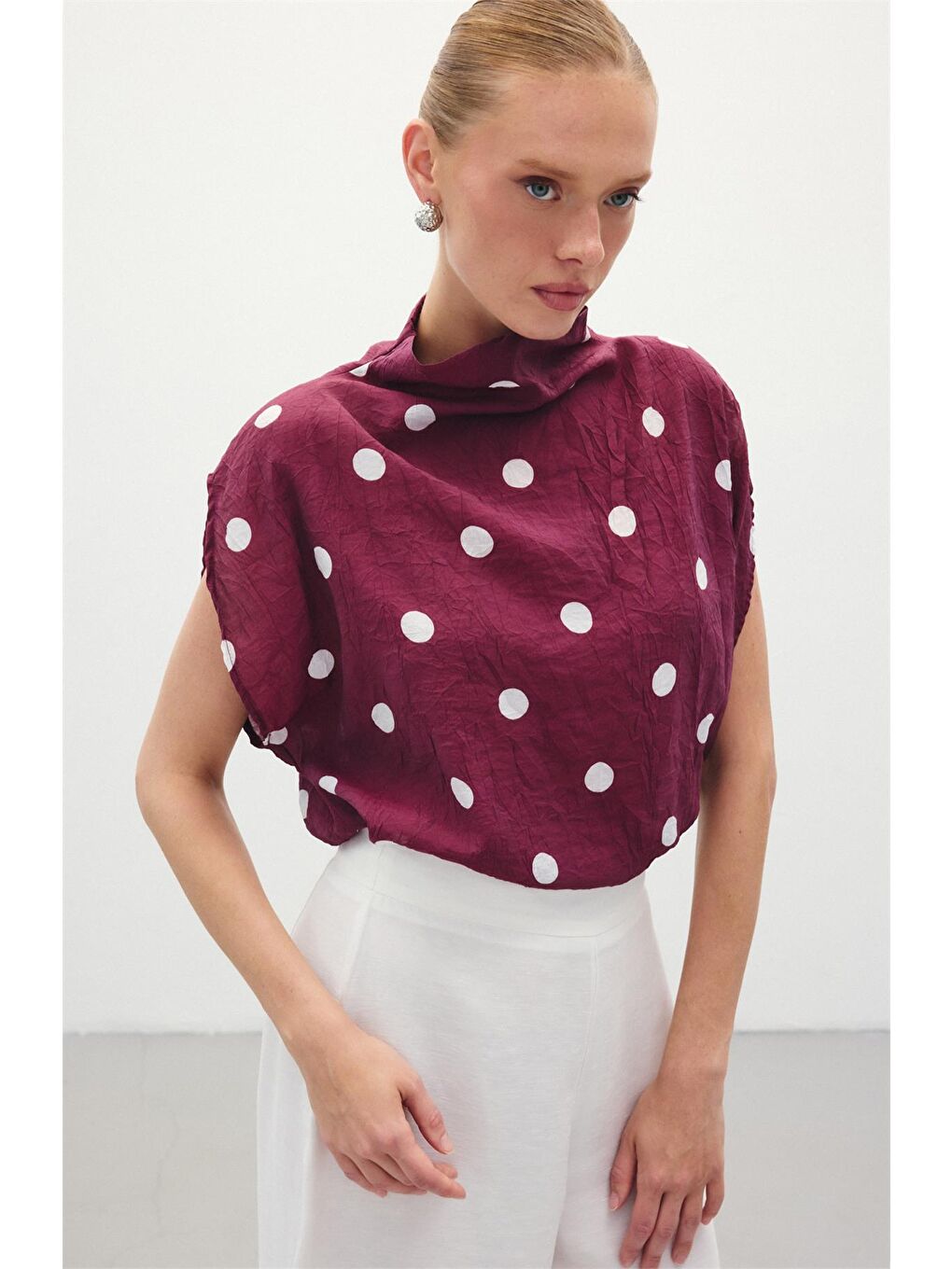 Puantiye Desenli Bluz - Bordo-3