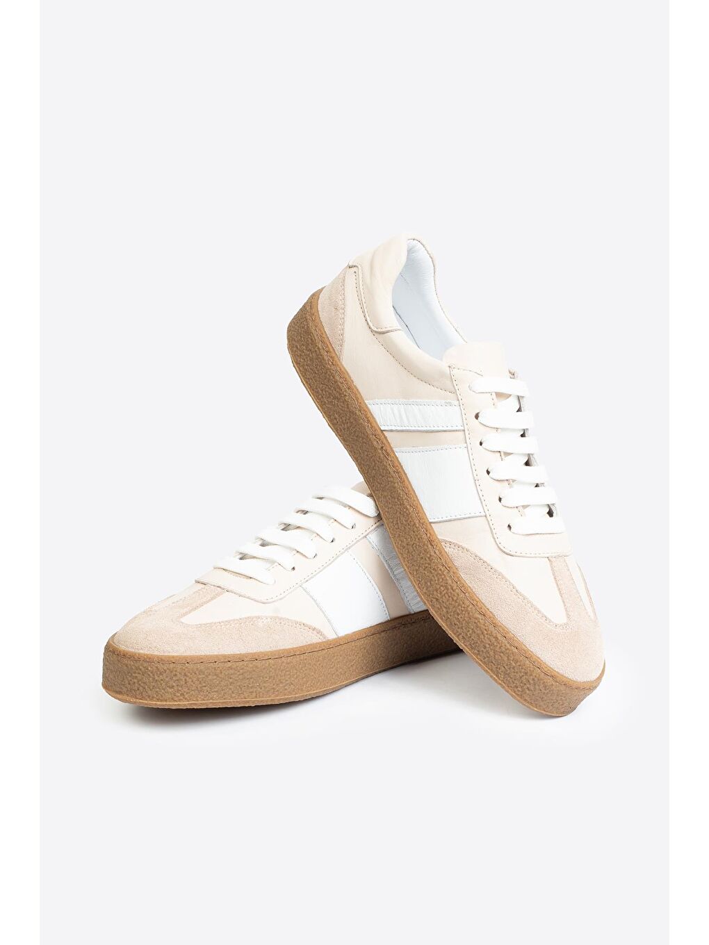 Bej Şerit Detaylı Klasik Deri Spor Ayakkabı-4