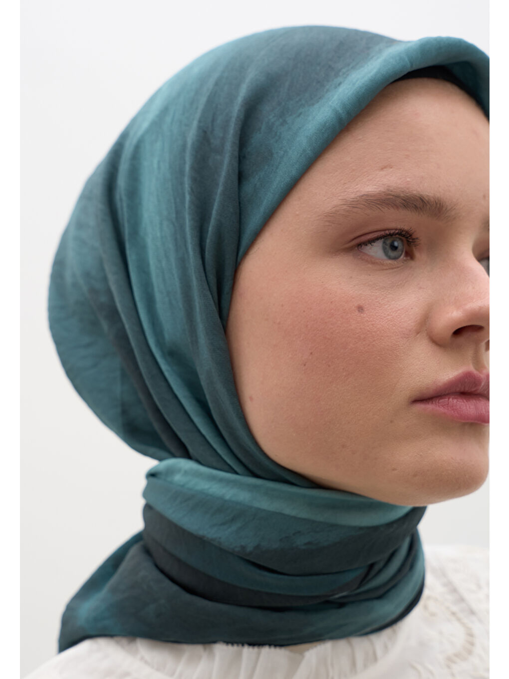 Ombre Desen Pamuklu Viskon Eşarp Lacivert-3