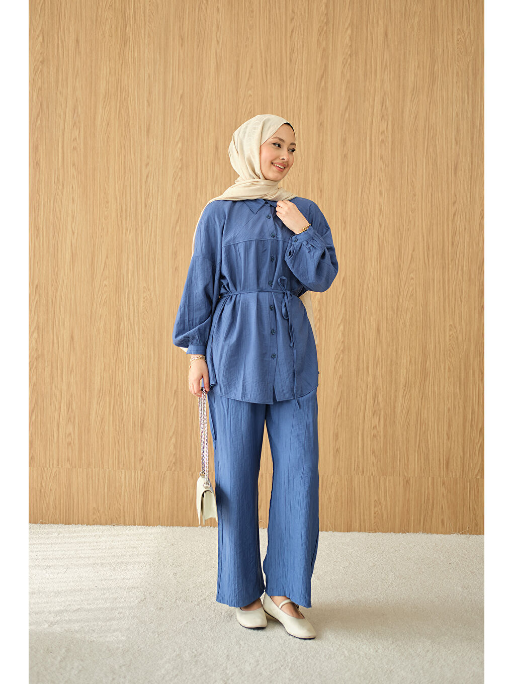 Kadın Kırışık Desen Bel Bağlamalı Gömlek Yaka Takım Saks Mavi-4
