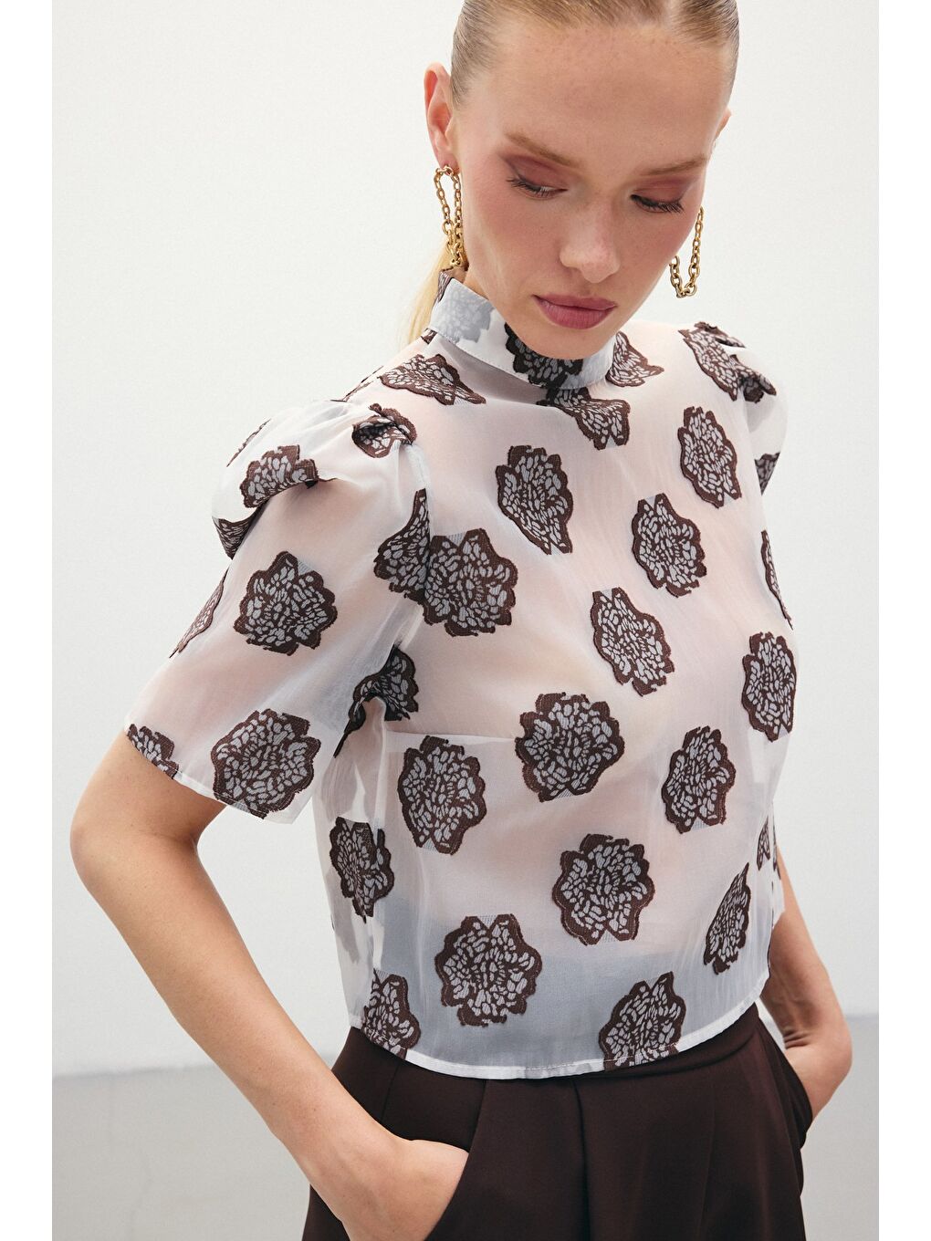 Kahverengi Organze Kısa Kol Bluz - Kahve-5