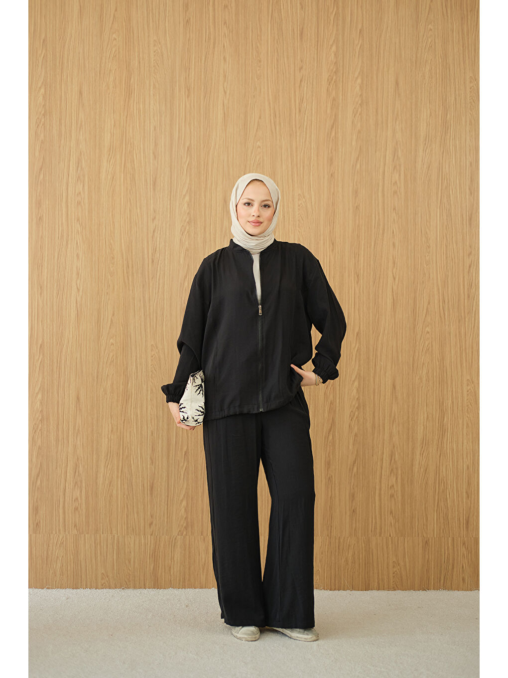 Kadın Yanları Dikiş Detay Fermuarlı Takım Siyah