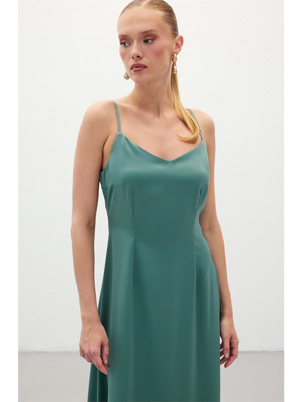 Yeşil Askılı Uzun Saten Elbise - Mint-5