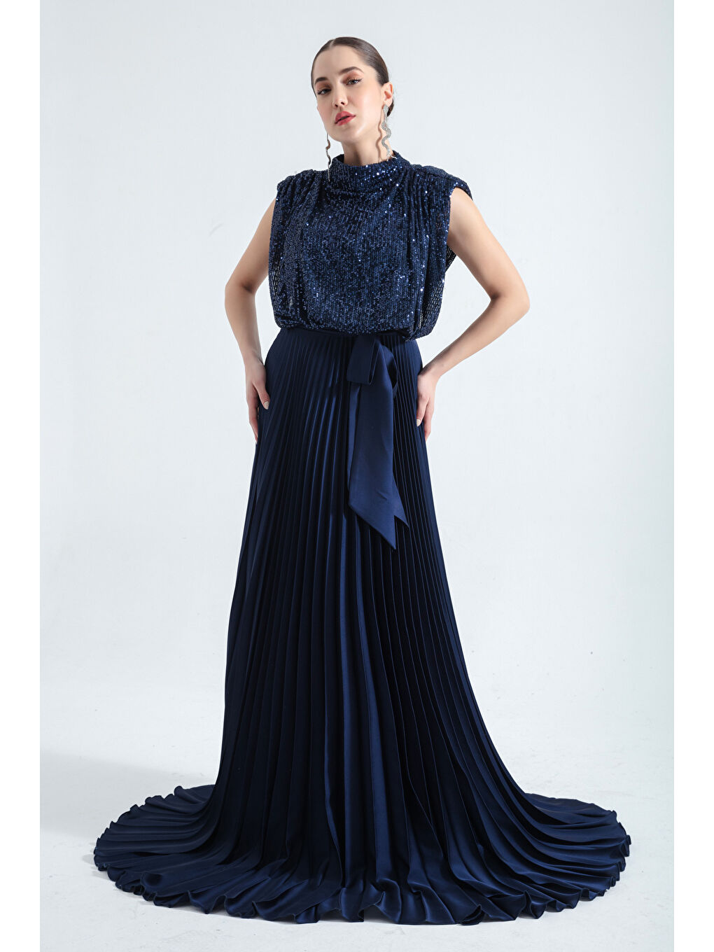 Kadın Lacivert Pul Payetli Uzun Abiye Elbise