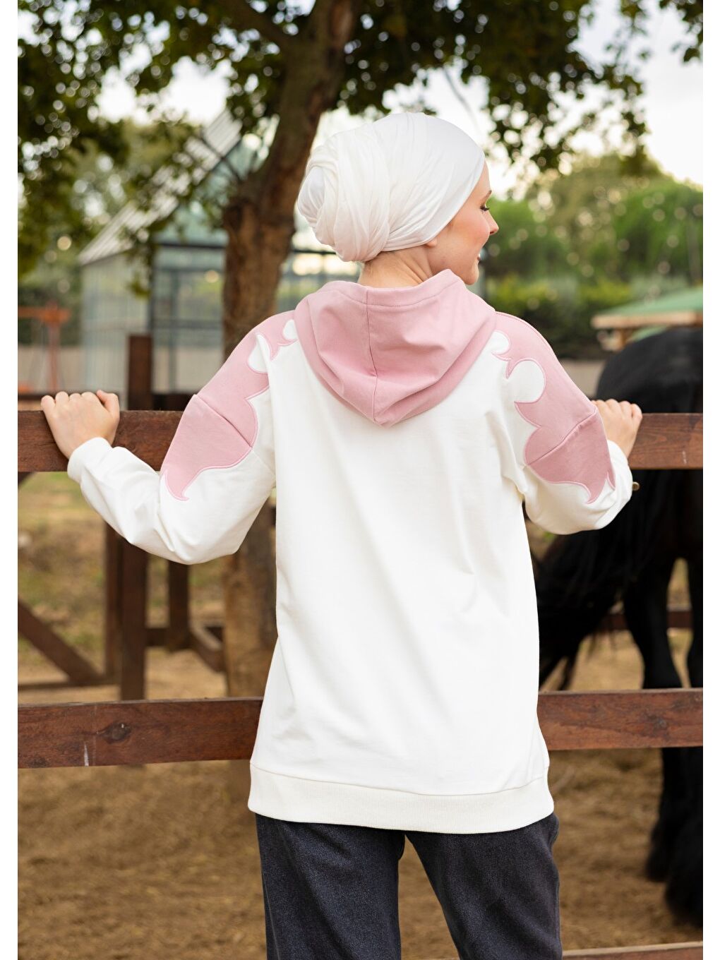 Ekru Sweatshirt Kovboy Pembe-1