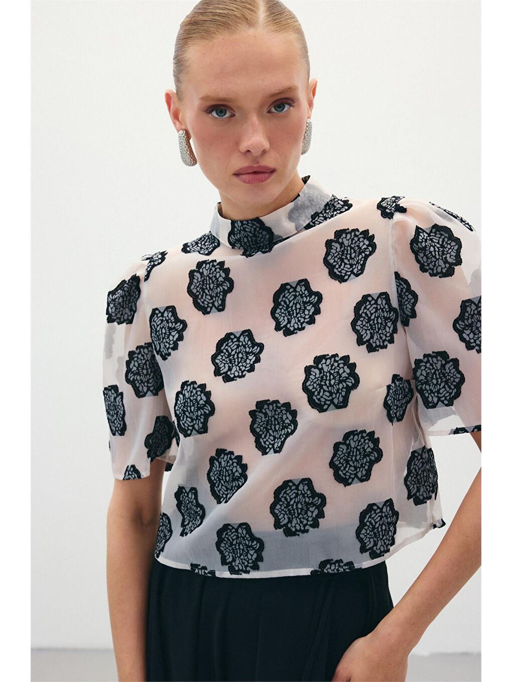 Organze Kısa Kol Bluz - Siyah-2