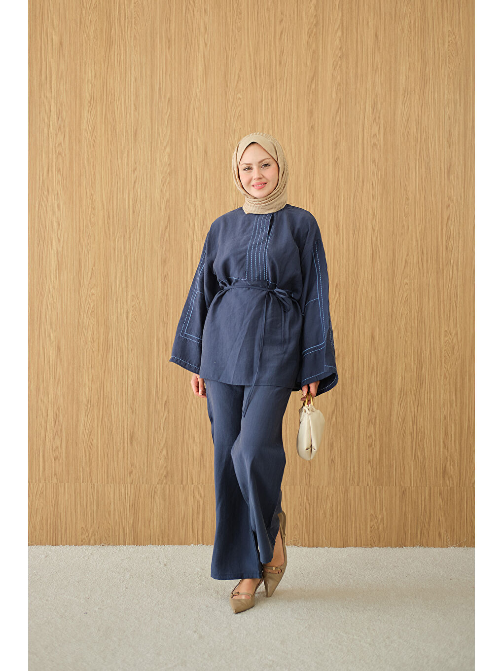 Kadın Nakış Detay Bel Bağlamalı Takım Lacivert-3
