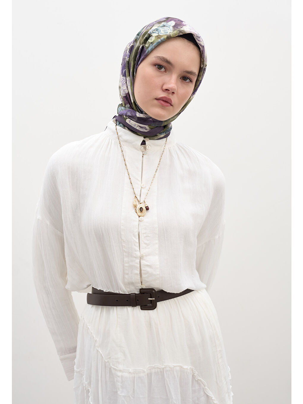 Rose Breeze Desen Pamuklu Viskon Eşarp Patlıcan Moru