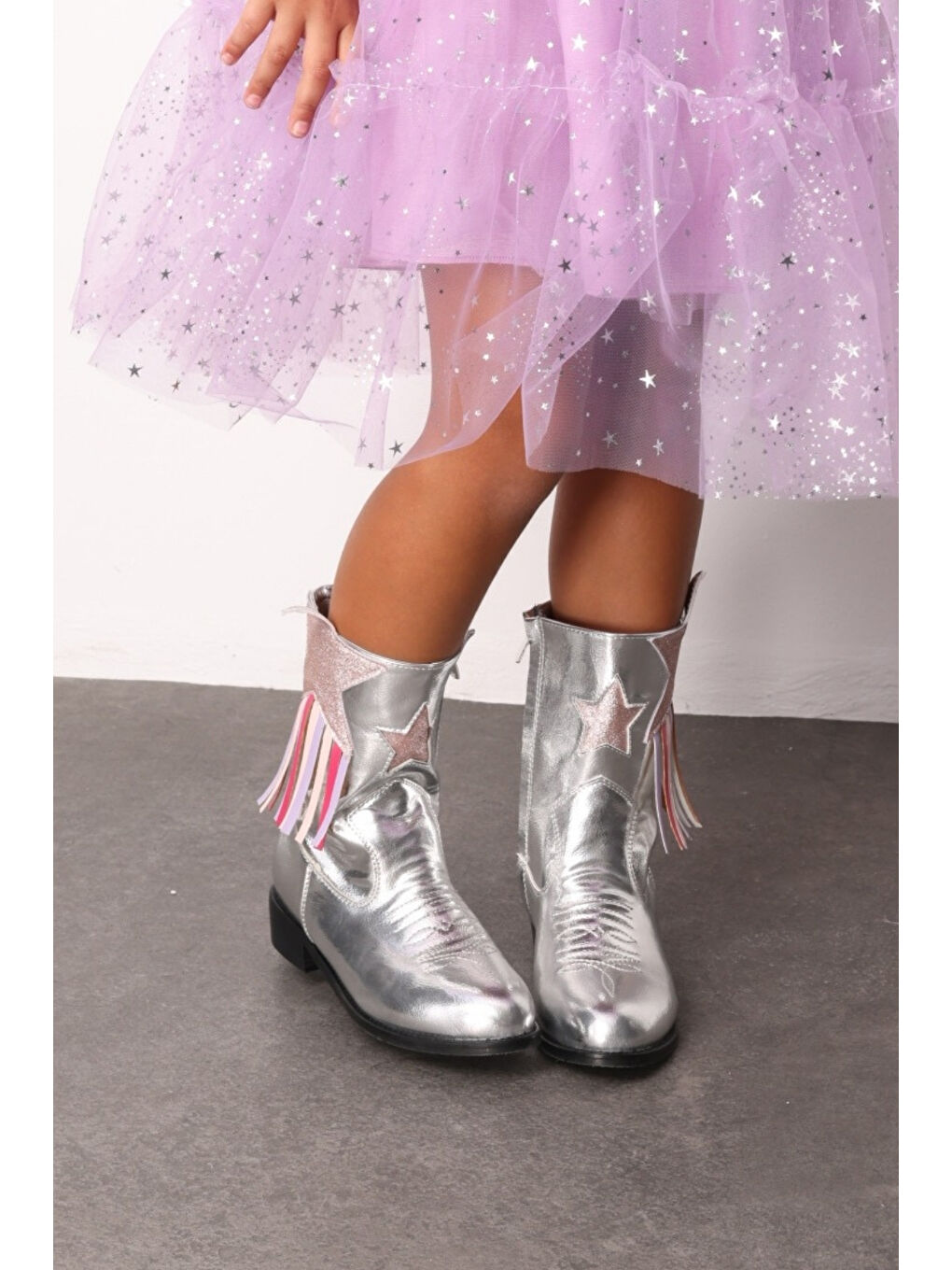Gri Gümüş Yıldız ve Püskül Detaylı Kız Çocuk Kovboy Bot-3