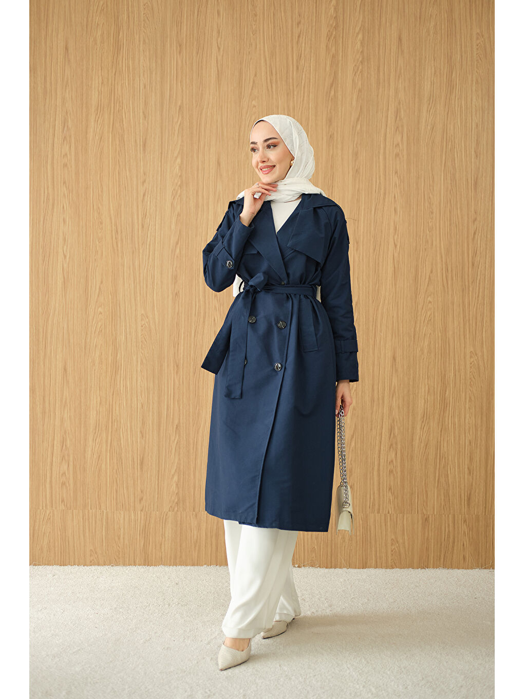 Kadın Omuz Düğme Detay Kruvaze Yaka Midi Boy Trenç Lacivert-3