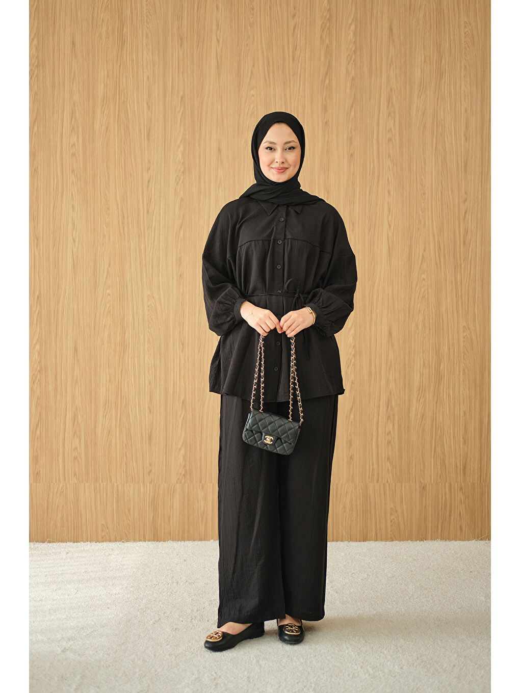 Kadın Kırışık Desen Bel Bağlamalı Gömlek Yaka Takım Siyah-1