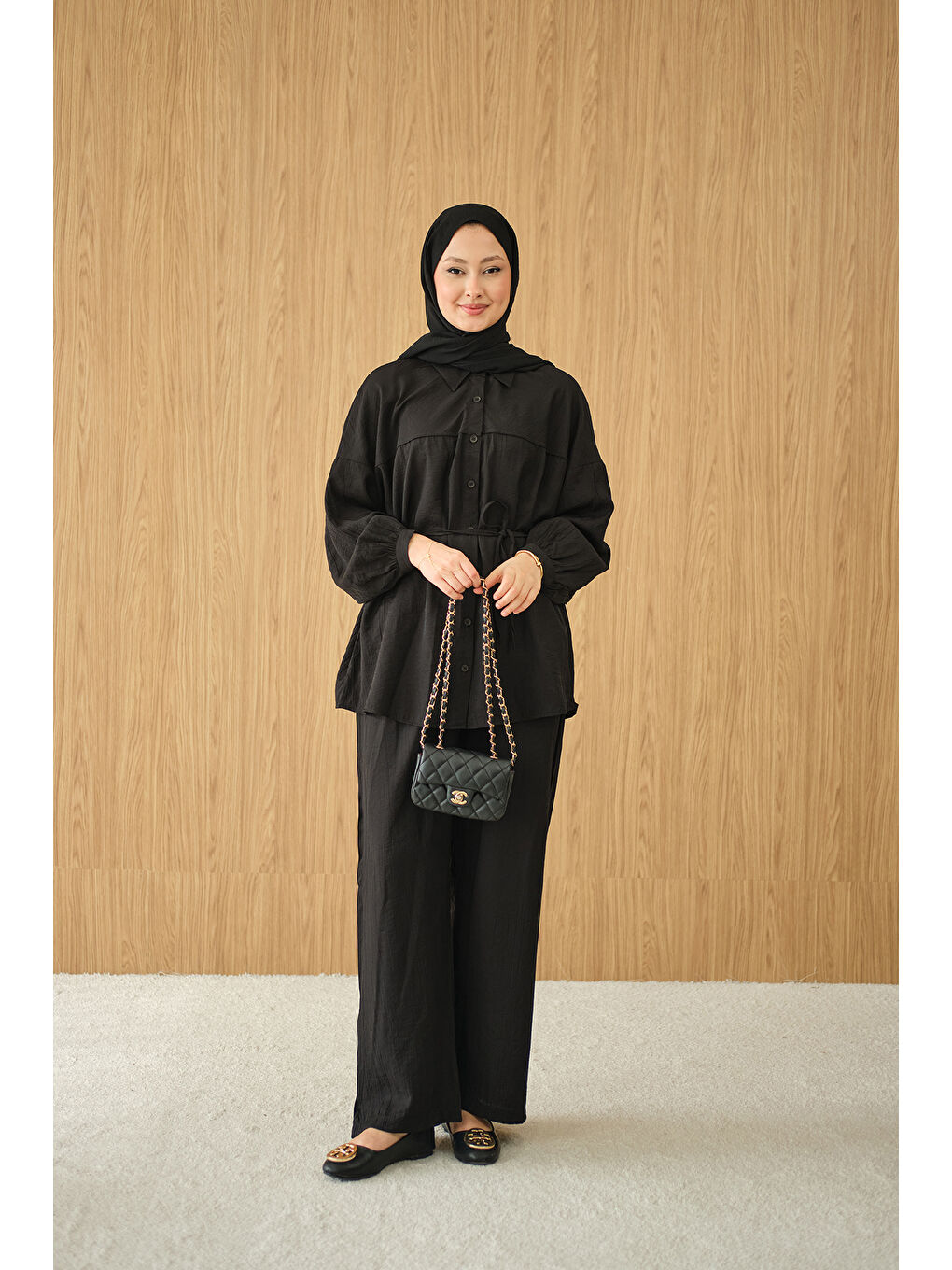 Kadın Kırışık Desen Bel Bağlamalı Gömlek Yaka Takım Siyah-4