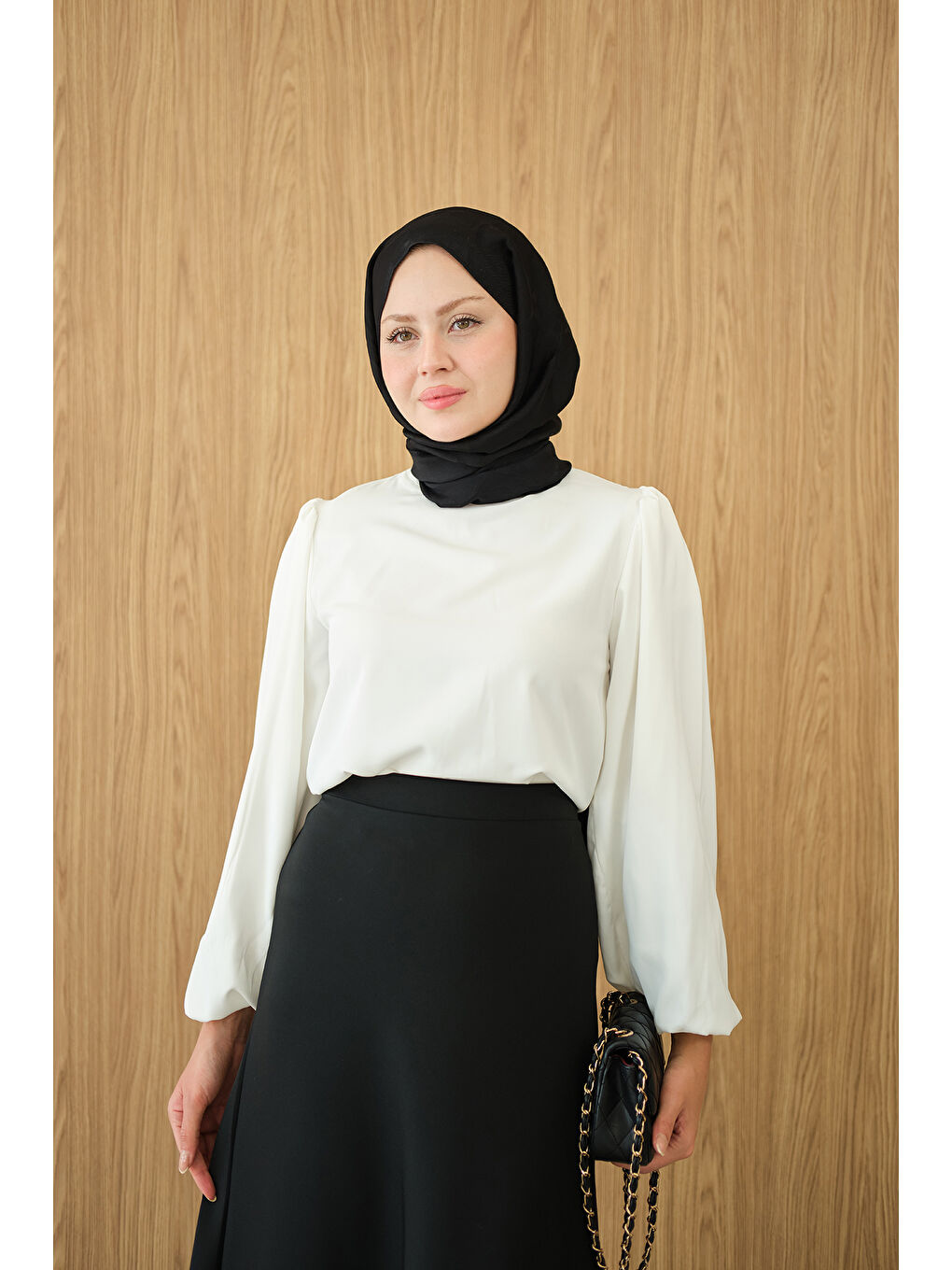 Kadın Dik Yakalı Ve Balon Kol Bluz Beyaz-1