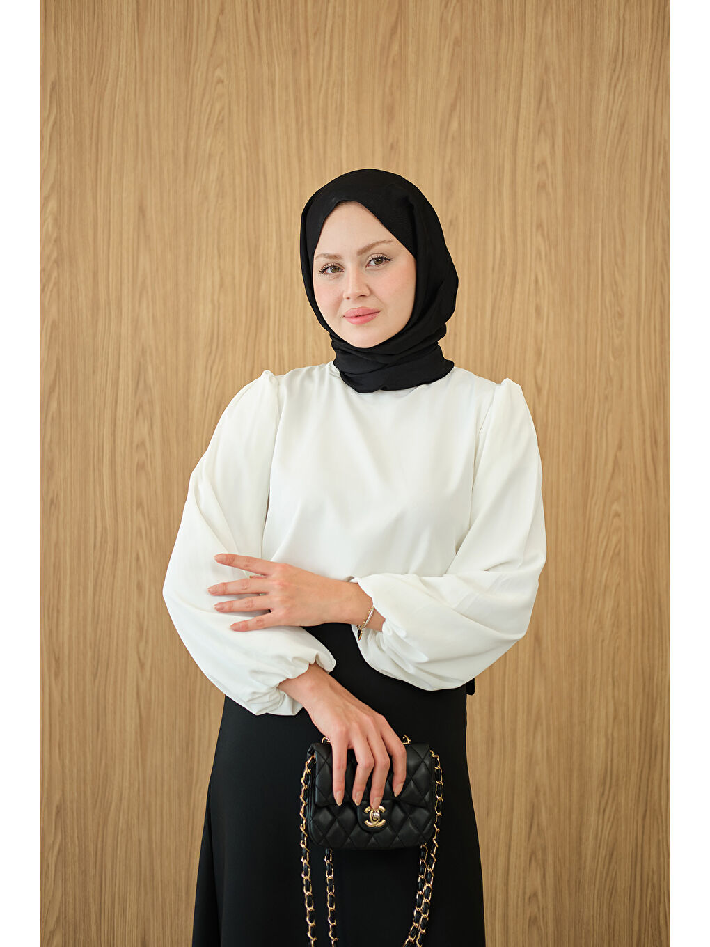 Kadın Dik Yakalı Ve Balon Kol Bluz Beyaz-4