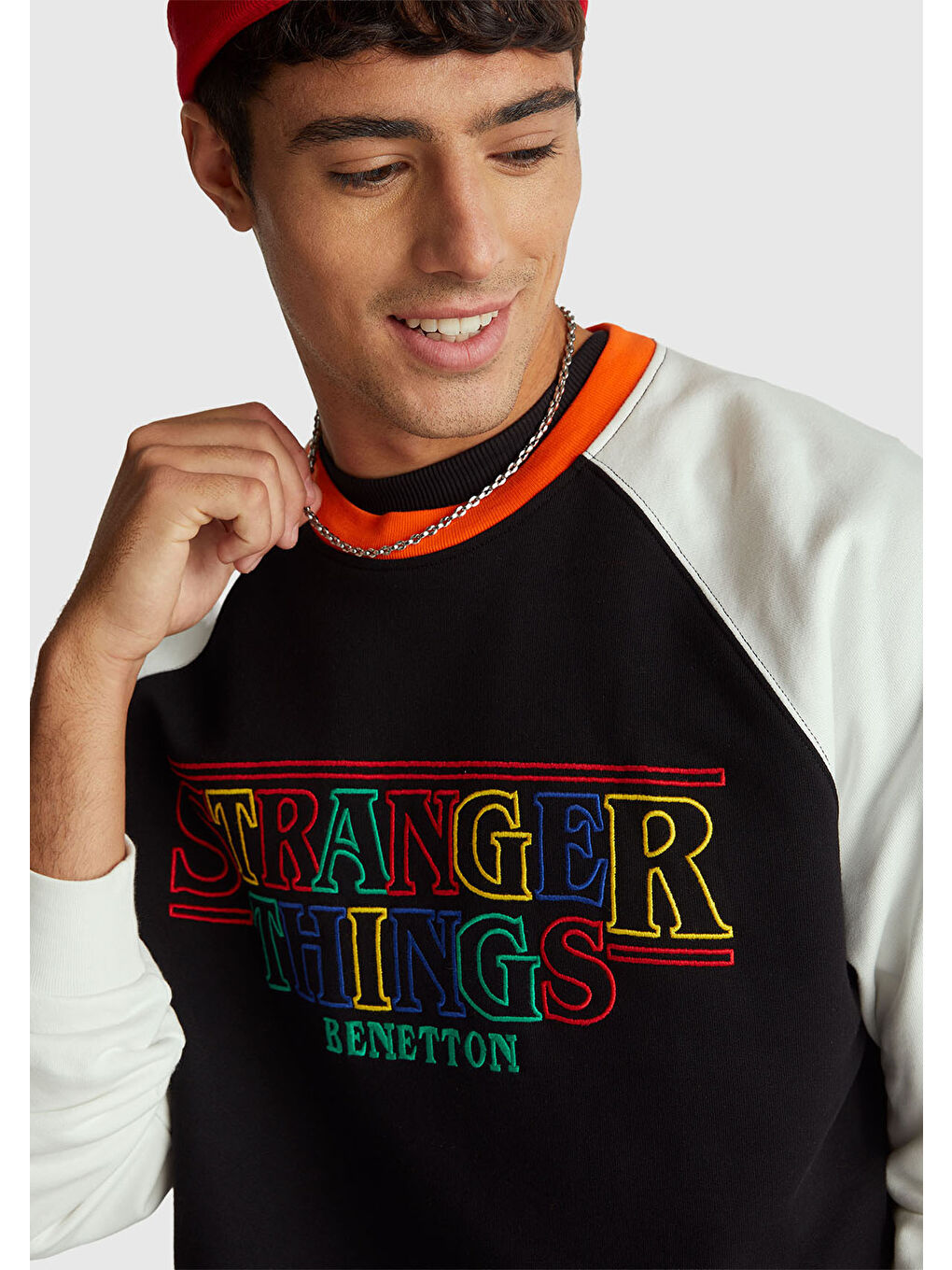 Erkek Siyah %100 Pamuk Relaxed Fit Stranger Things Baskılı Sweatshirt-5