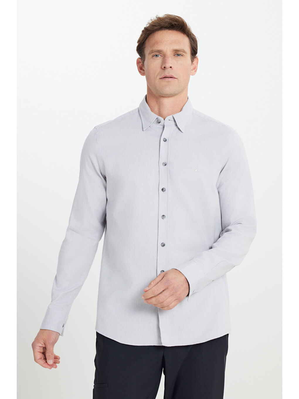 Erkek Açık Gri %100 Pamuk Flanel Slim Fit Dar Kesim Gizli Düğmeli Yaka Gömlek
