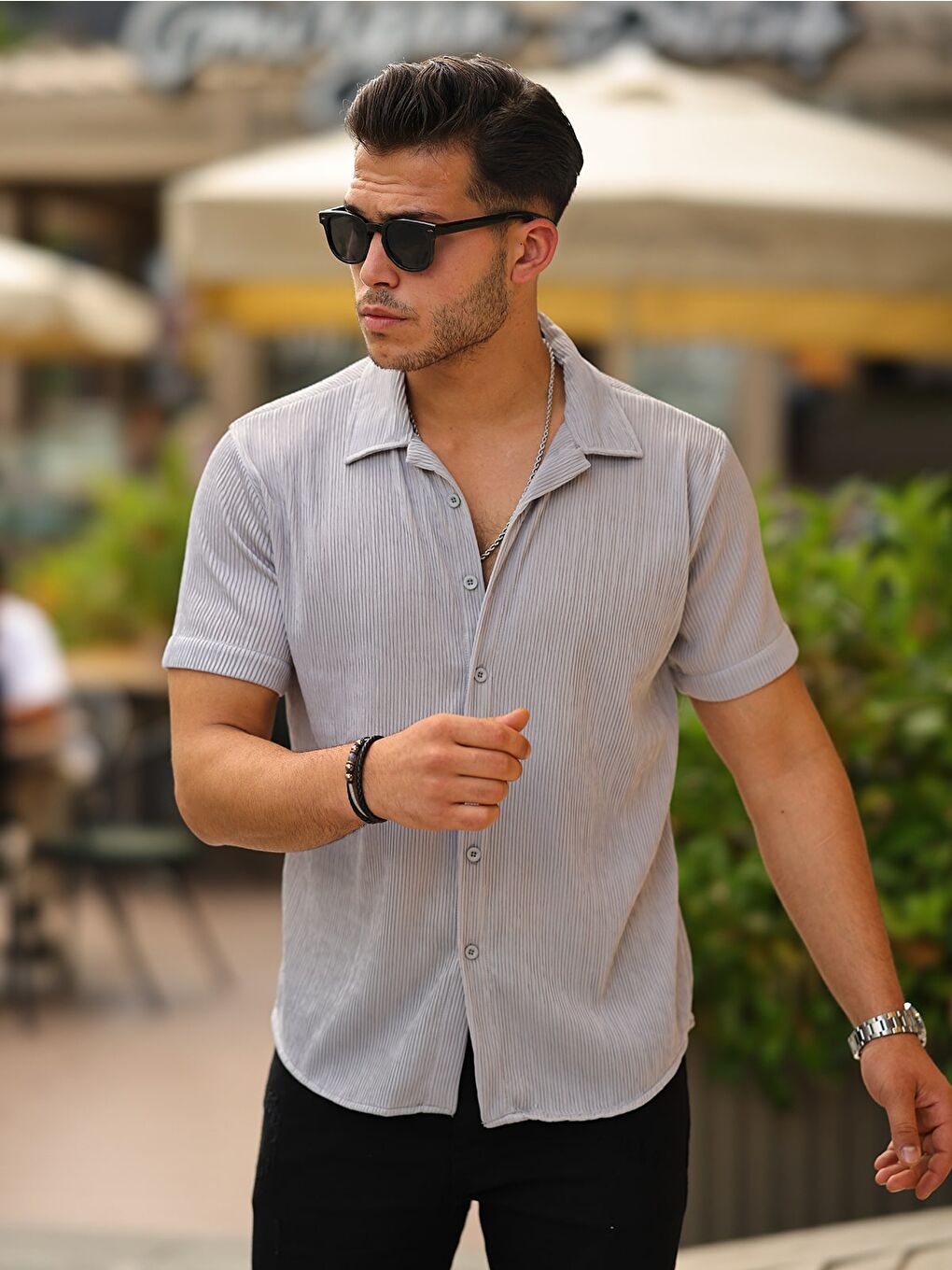 Gri Erkek Yazlık Elastanlı Slim Fit Gömlek Yaka Kısa Kollu Gömlek