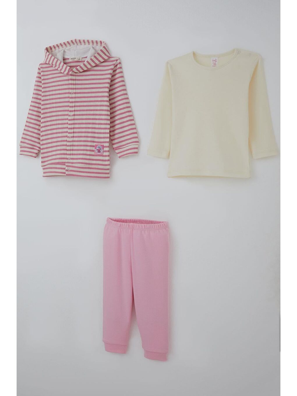 Kız Bebek Bodyli 3 Lü Takım Sevimli Bebek Fil Armalı Karışık Renk (4 Ay-1 Yaş)-1