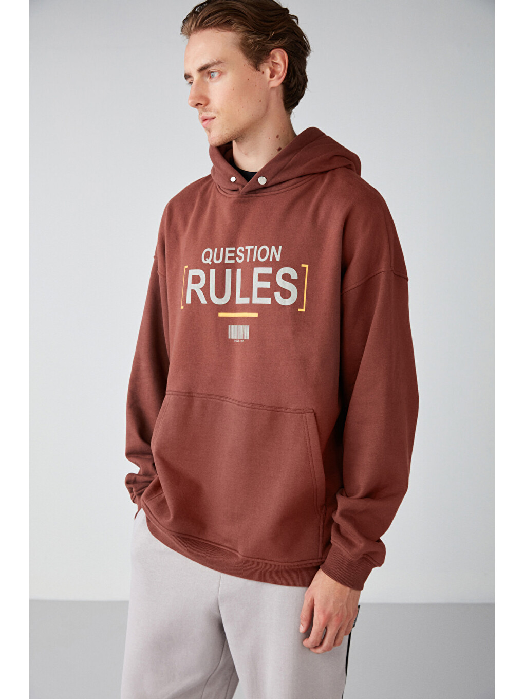 Mood Erkek İçi Polarlı Yazı Baskılı Yakası Çıtçıtlı Kapüşonlu Kahverengi Sweatshirt-2