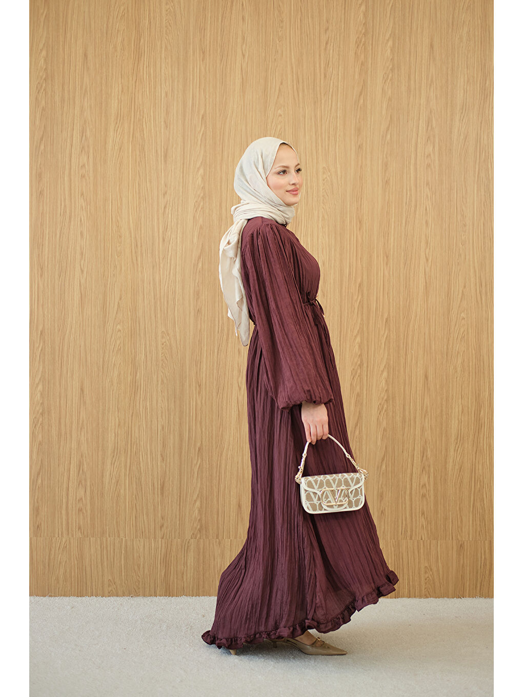 Kadın Asimetrik Fırfırlı Bel Bağlamalı Piliseli Elbise Bordo-3