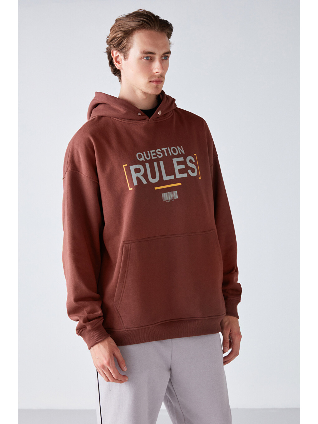 Mood Erkek İçi Polarlı Yazı Baskılı Yakası Çıtçıtlı Kapüşonlu Kahverengi Sweatshirt-3