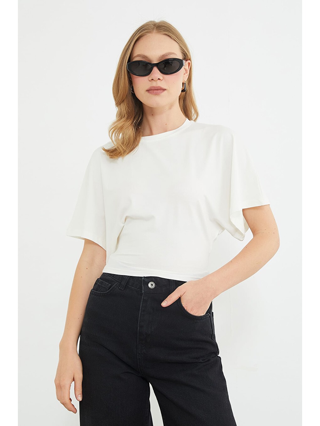 Ekru Yarasa Kol Bisiklet Yaka Crop Bluz-1