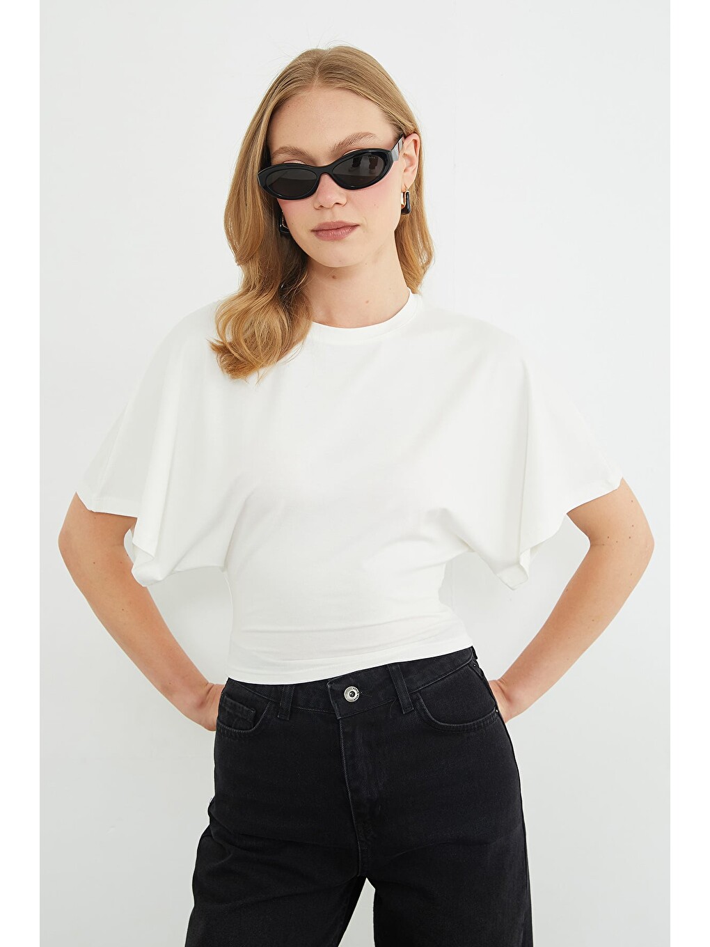 Ekru Yarasa Kol Bisiklet Yaka Crop Bluz-4