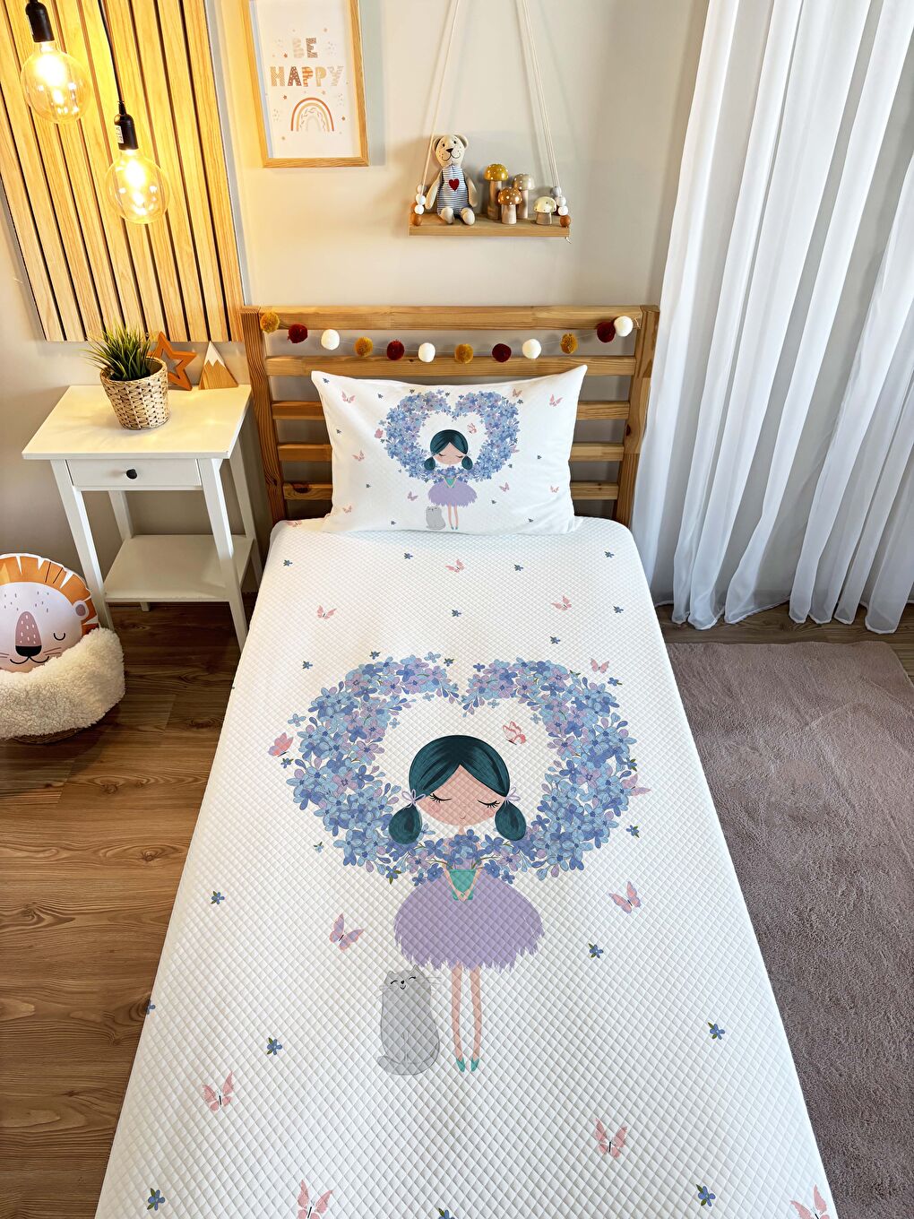 Karışık Kalp Ve Kız Desenli Baskılı Çocuk Tek Kişilik Pike Takımı Beyaz-2