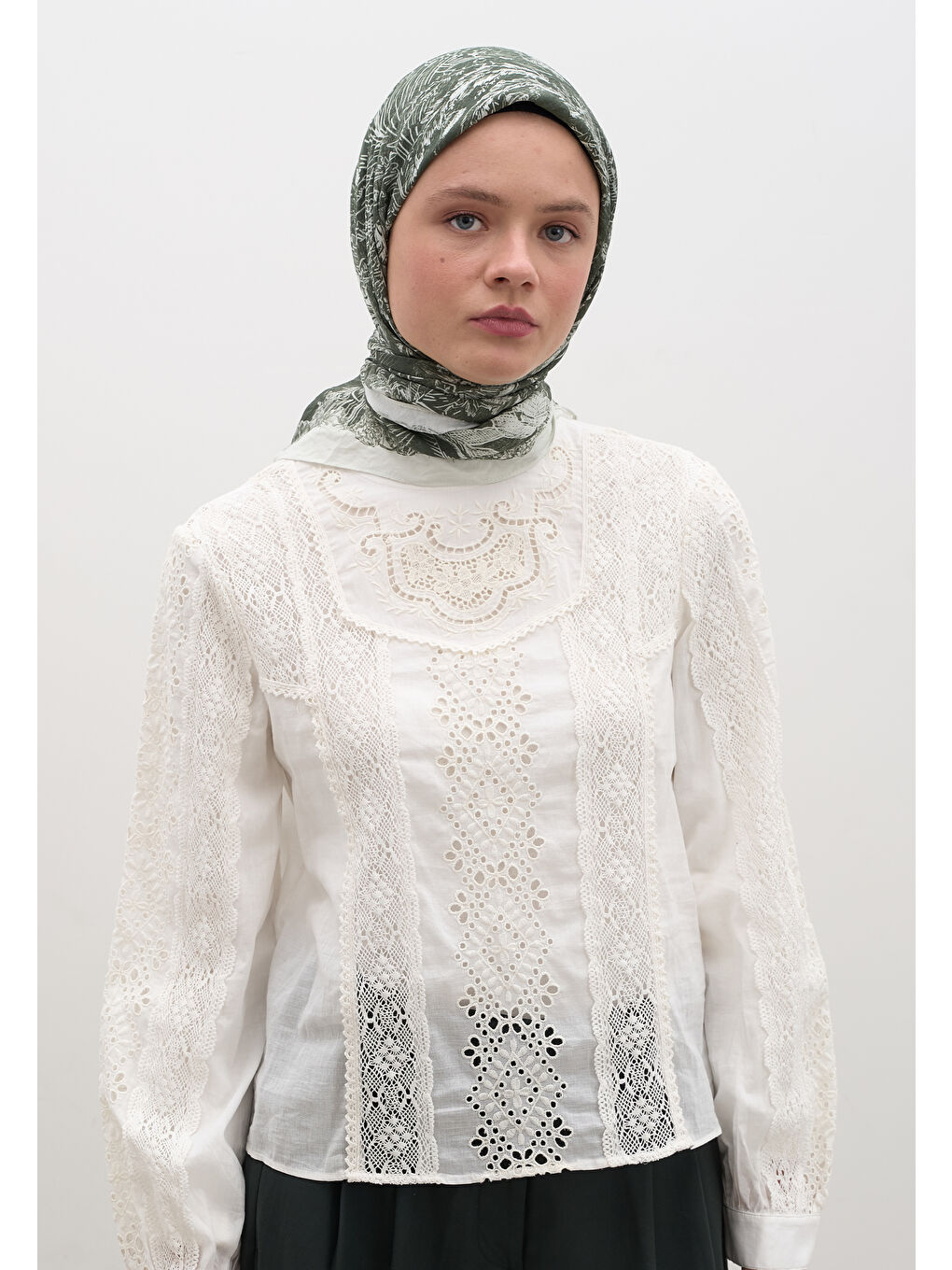 Secret Elegance Desen Pamuklu Viskon Eşarp Koyu Yeşil-3