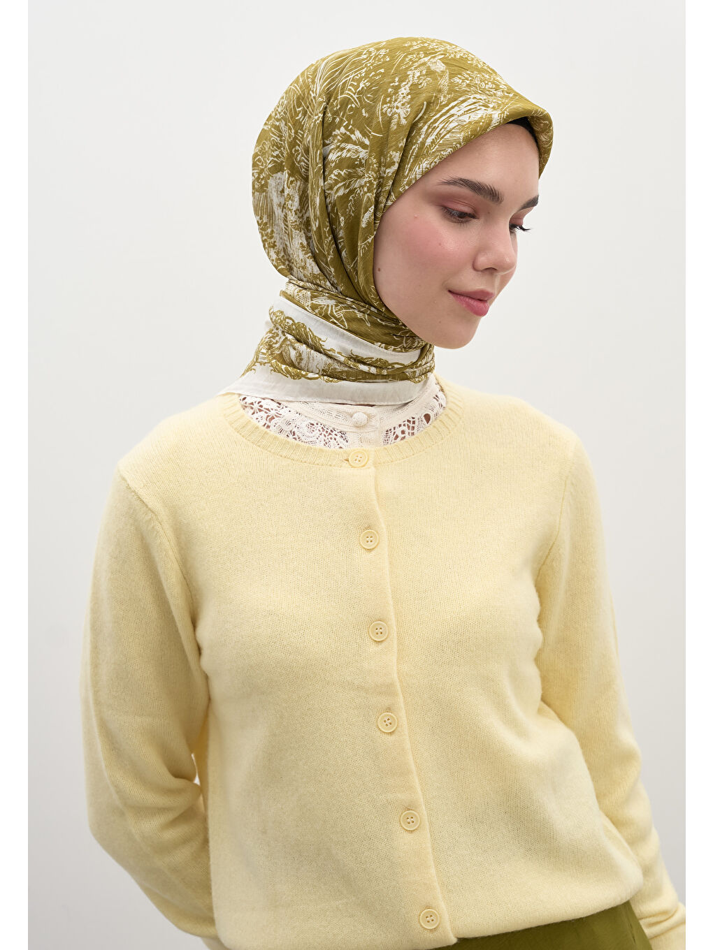 Secret Elegance Desen Pamuklu Viskon Eşarp Yağ Yeşili-3