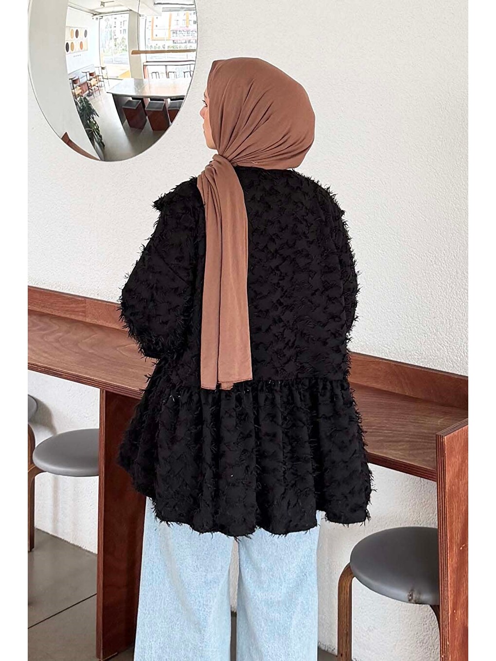 Püskül Detaylı Bağlamalı Tunik Siyah-3