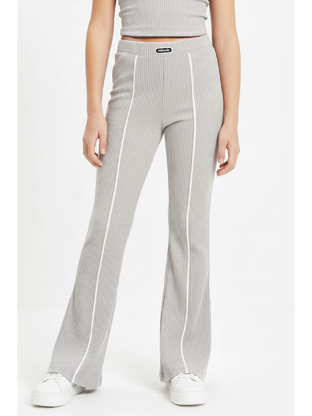 Gri Kız Çocuk Fitilli ve Beyaz Çıma Detaylı Eşofman Altı- 5-15 Yaş 12463