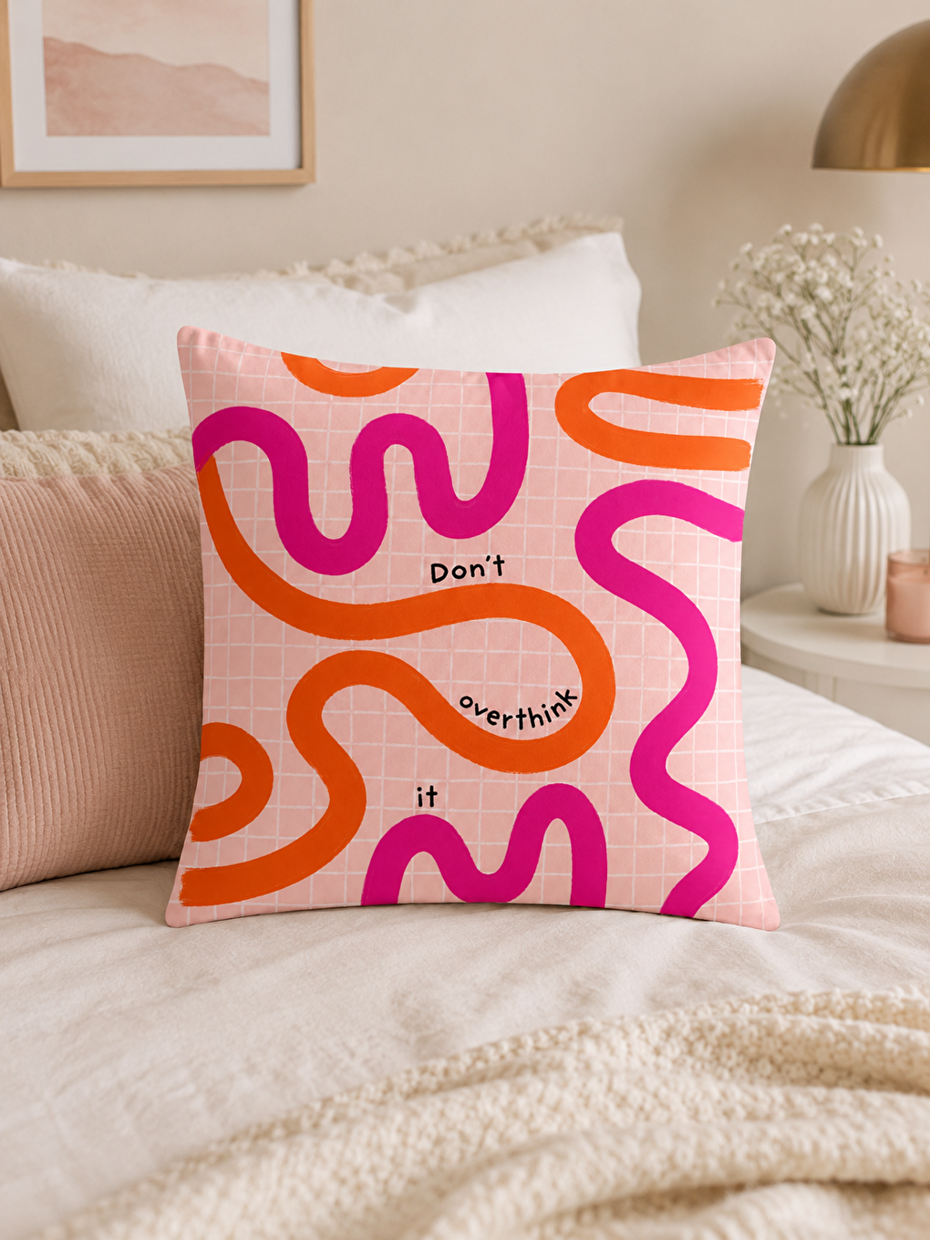 Pembe Turuncu Soyut Çizgili Yazılı Dekoratif Kırlent Kılıfı 43x43 Cm Modern Dekor-3