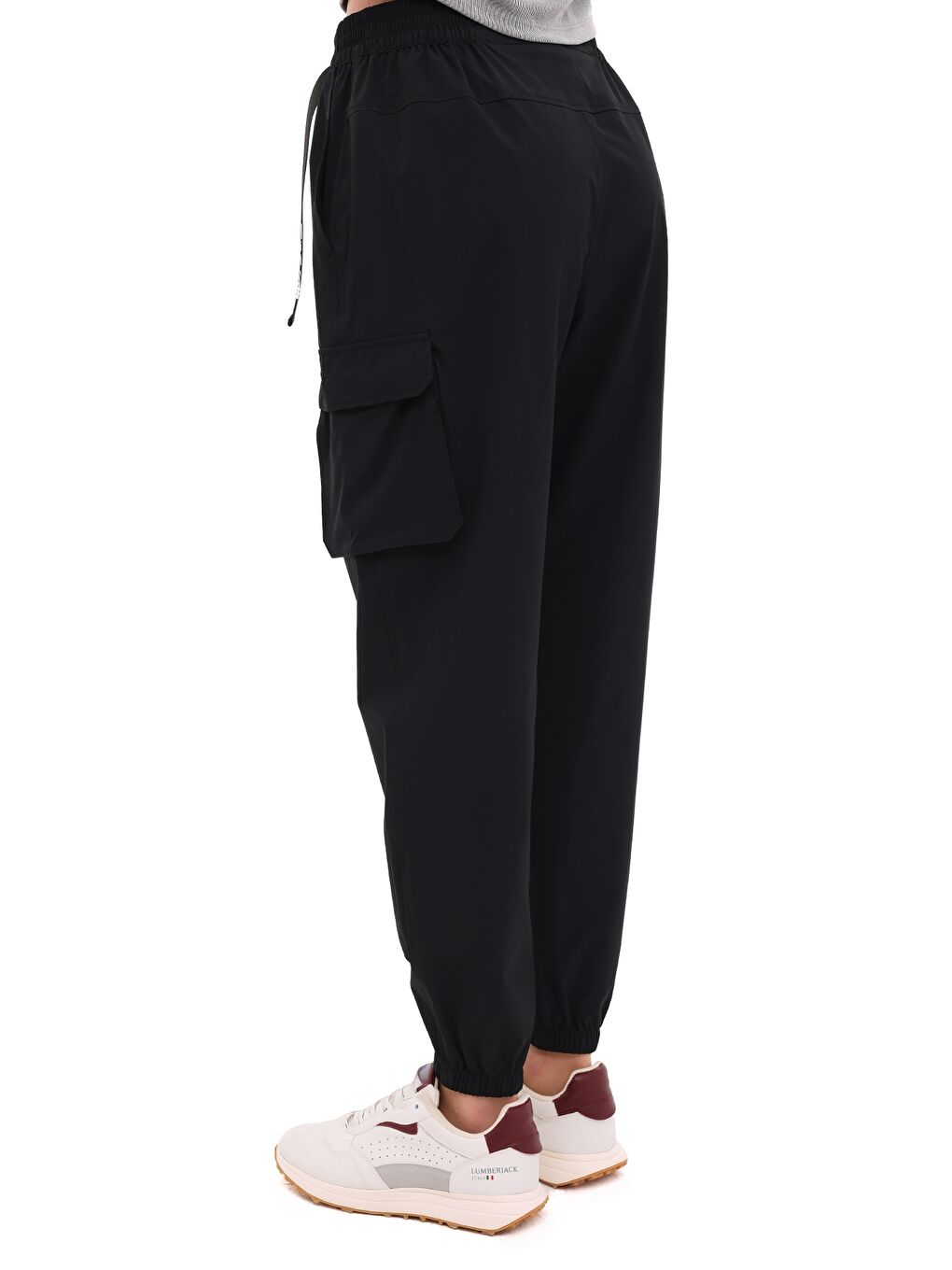 WL IREN 22OUT25480 6FX Siyah Kadın Eşofman Altı-1