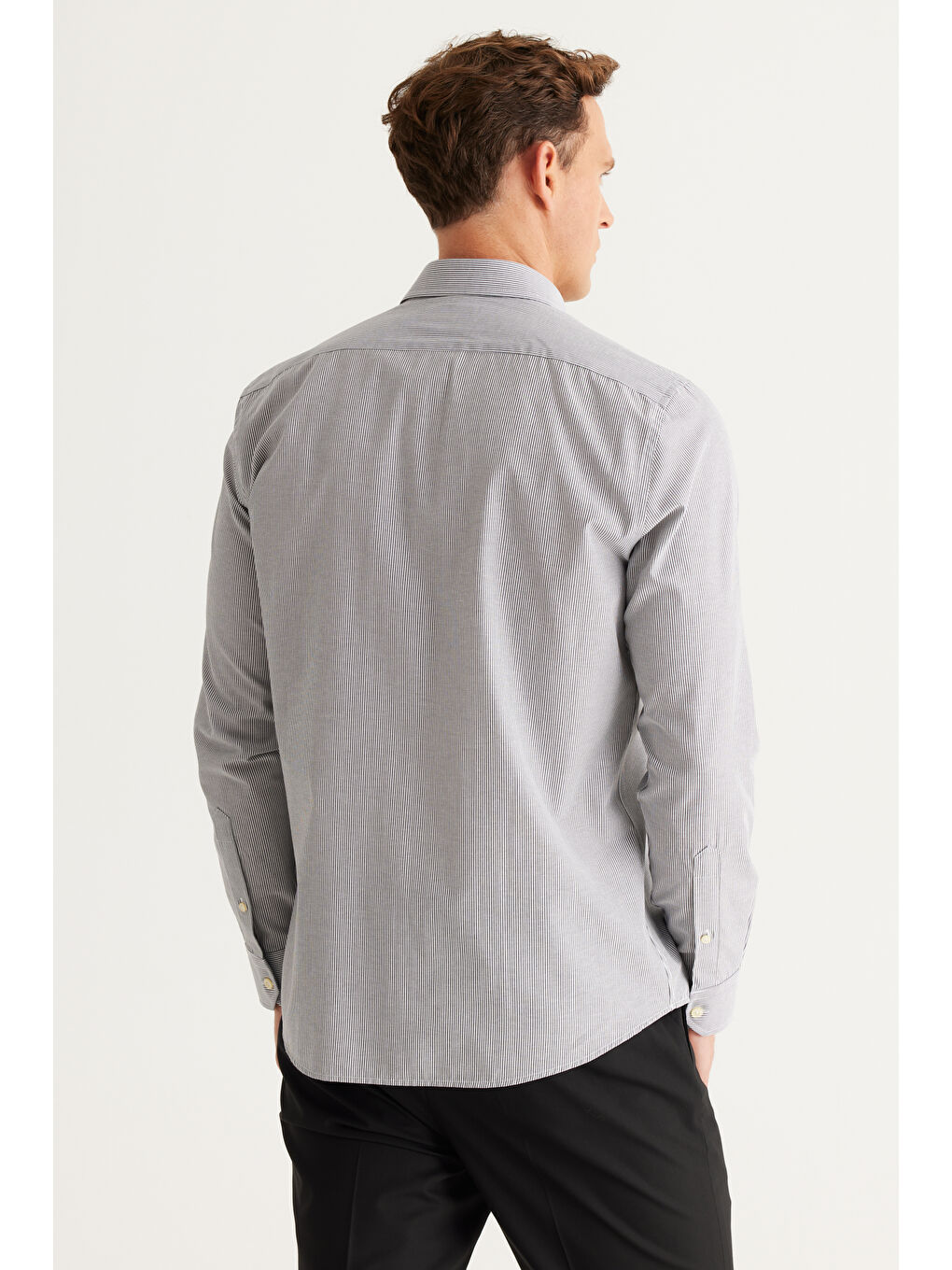 Erkek Antrasit-Beyaz Slim Fit Dar Kesim Düğmeli Yaka Pamuklu Çizgili Gömlek-5