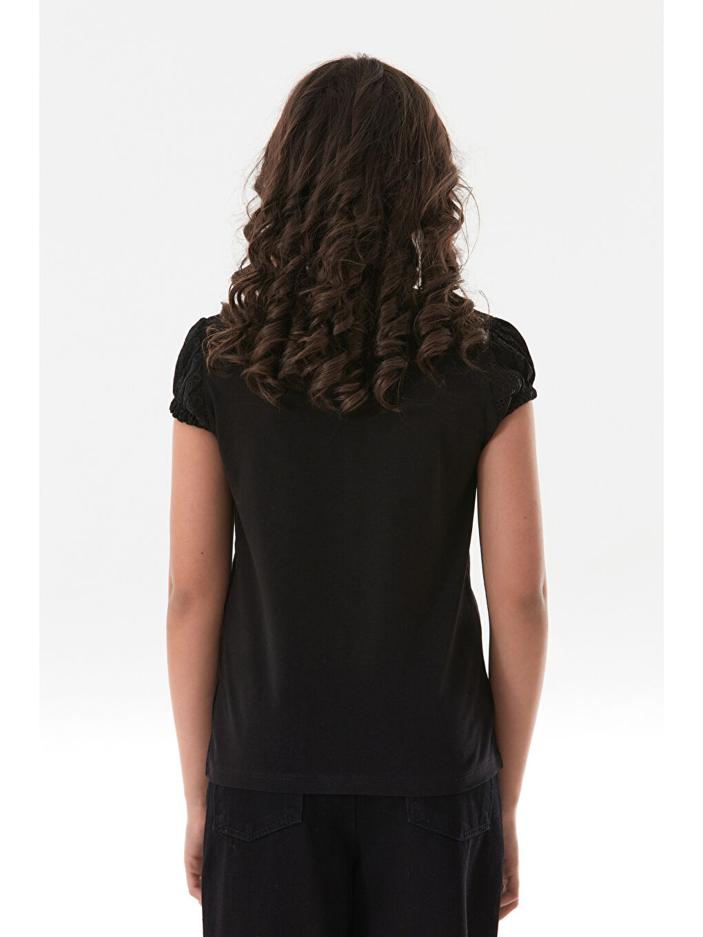 Siyah Nakışlı F Harf Armalı Kız Çocuk Bluz-2