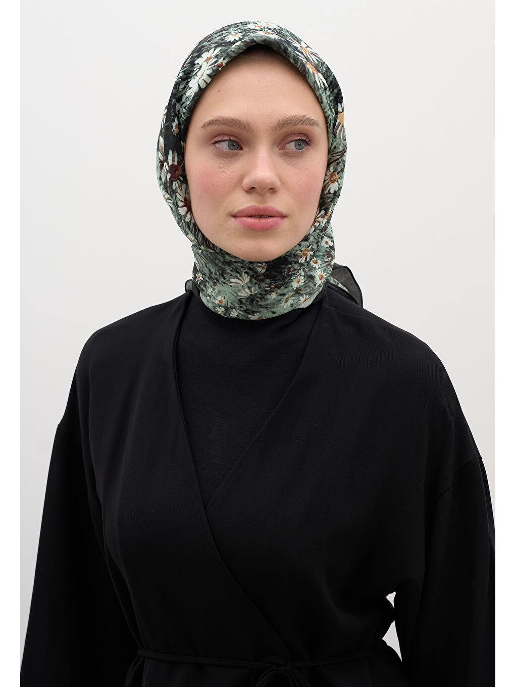 Mavi Tıny Daısy Desen Pamuklu Viskon Eşarp Deniz Köpüğü-2