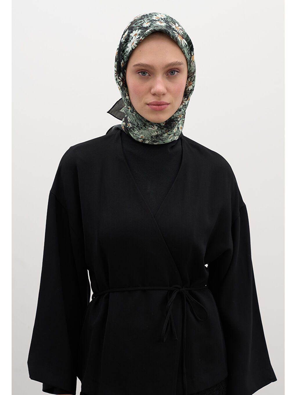 Mavi Tıny Daısy Desen Pamuklu Viskon Eşarp Deniz Köpüğü-3