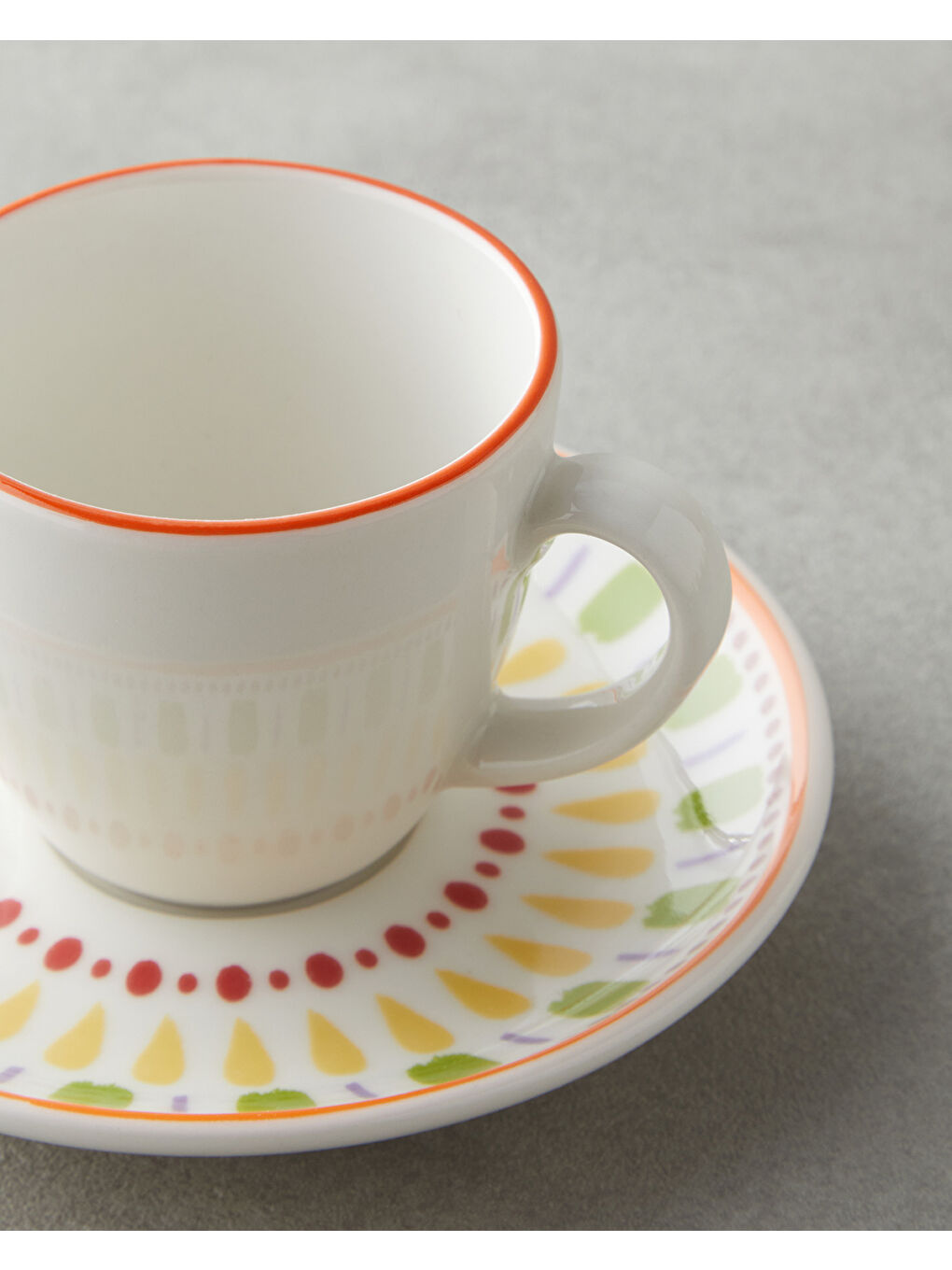 Beyaz Livia Bone Porselen 4 Parça 2 Kişilik Kahve Fincan Takımı 90 ml Renkli-3
