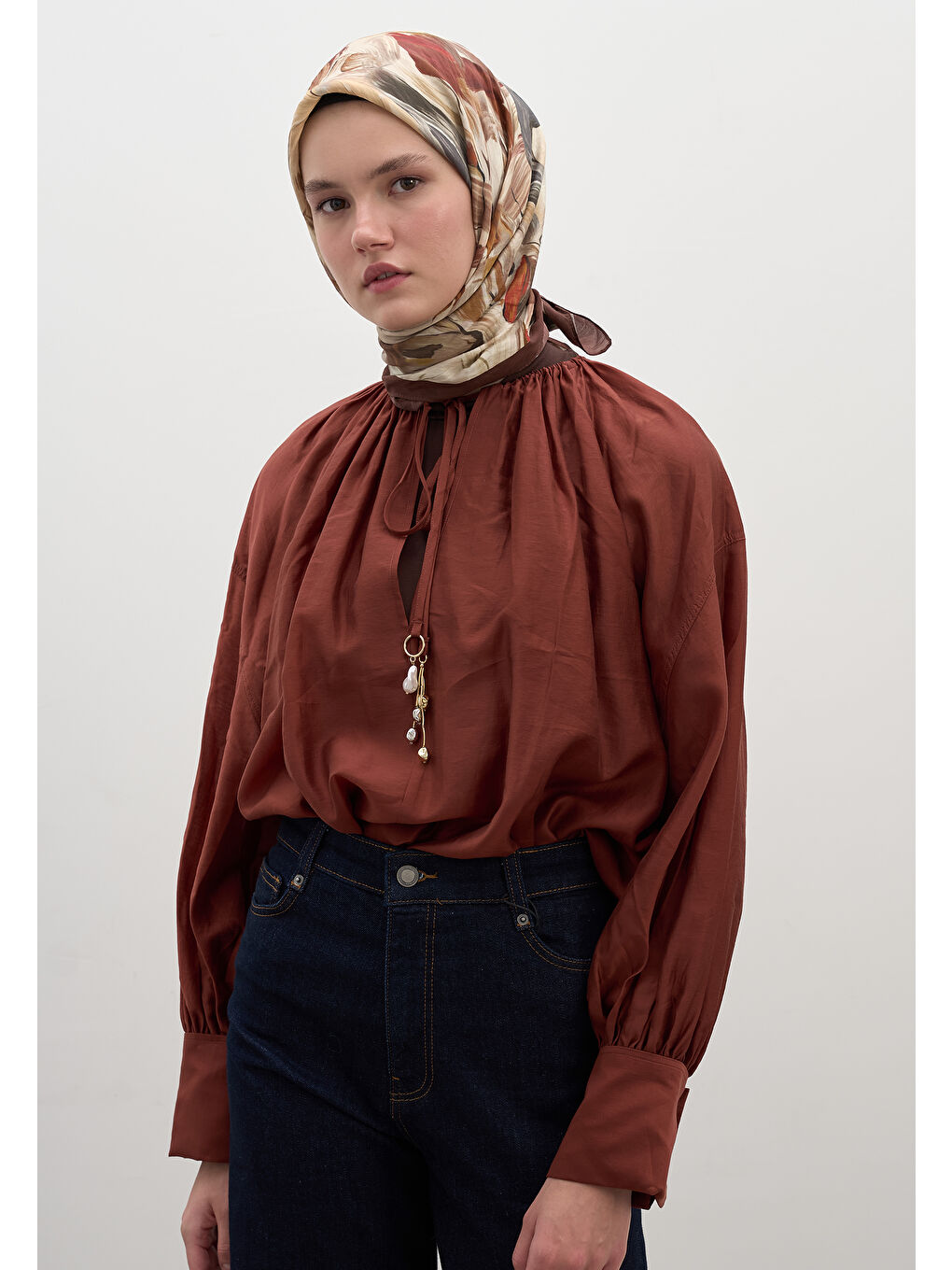 Kahverengi Vanılla Blossom Desen Pamuklu Viskon Eşarp Sıcak Kahve-1