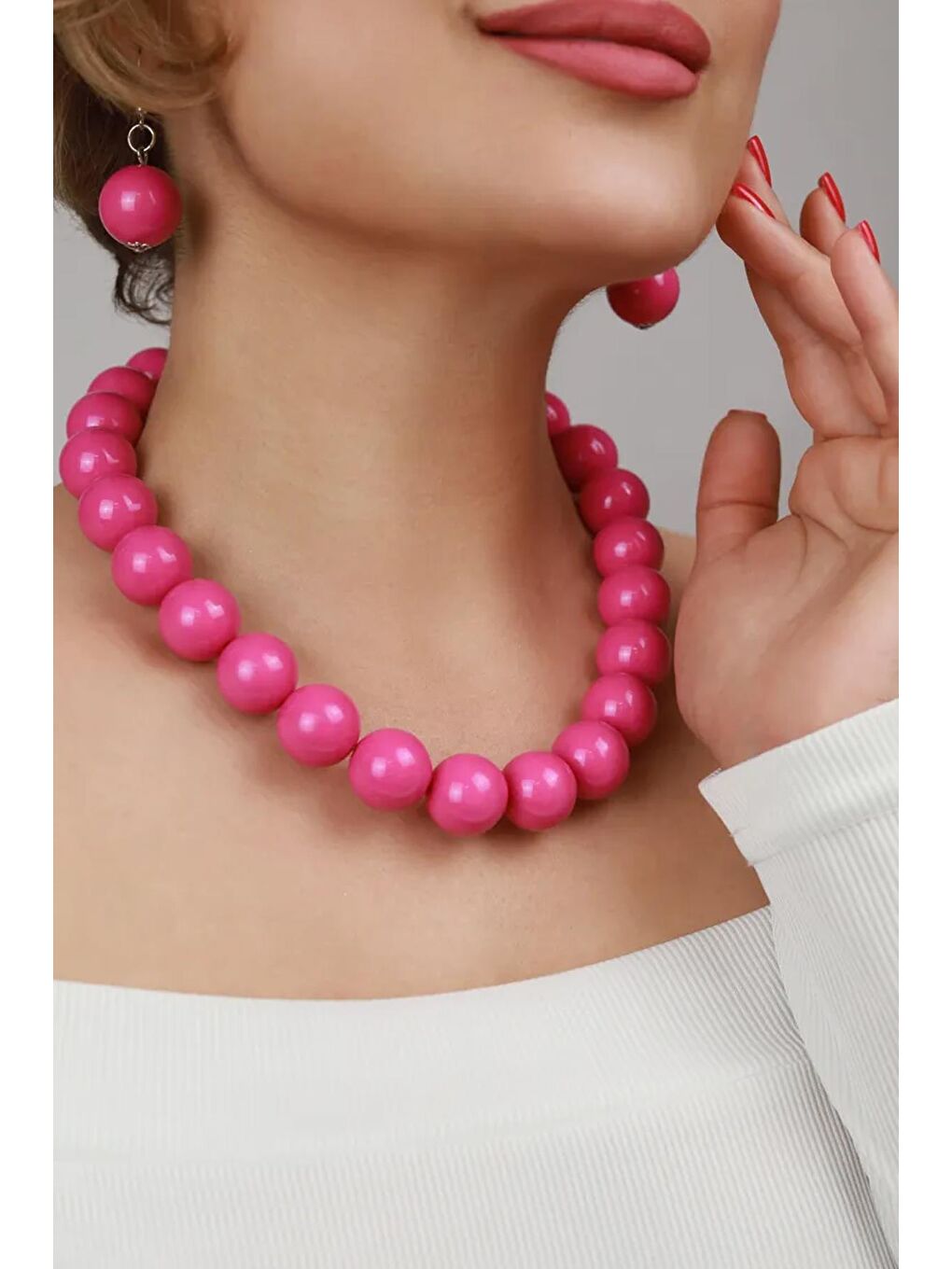 Fuşya Büyük Boncuklu Kadın Kolye - 20mm Boncuklu-1