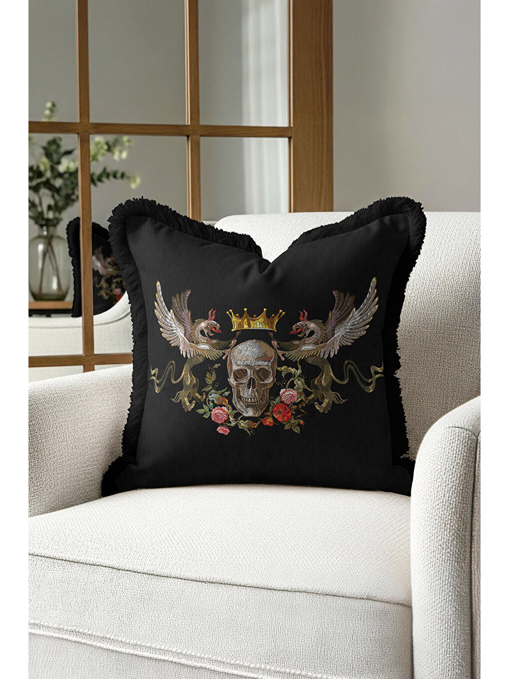 Karışık Gotik Kraliyet Saçaklı Yastık Kılıfı - Taçlı Kuru Kafa Barok Siyah Renk Bohem Püsküllü Kırlent Kılıf-3