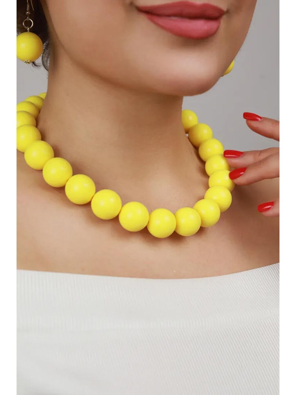 Sarı Büyük Boncuklu Kadın Kolye - 20mm Boncuklu-3