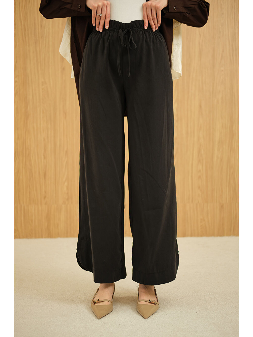 Kadın Beli Lastikli Pantolon Siyah-1