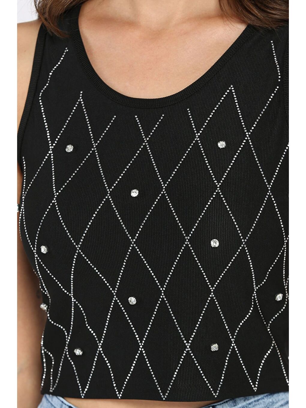 Siyah Taşlı Sıfır Kol Crop Top Bluz-2