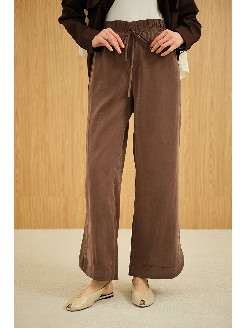 Kadın Beli Lastikli Pantolon Kahverengi-4