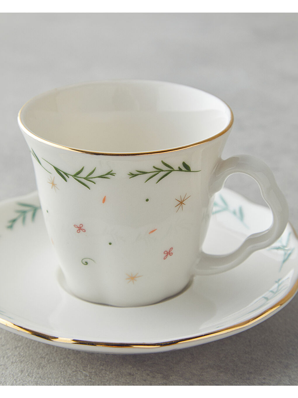 Beyaz Floria Bone Porselen 4 Parça 2 Kişilik Kahve Fincan Takımı 80 ml Renkli-3